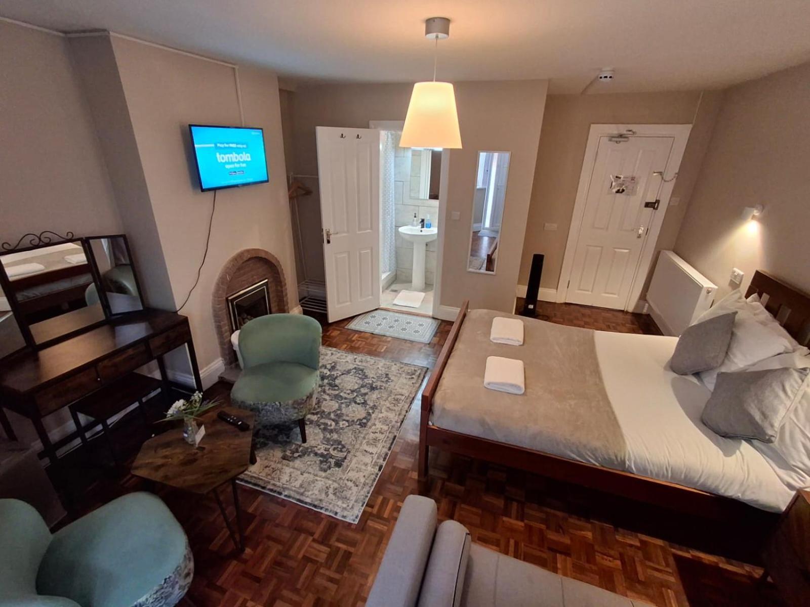 Inn By The Sea, Portsmouth - En Suite Rooms With Sea View Possible, Parking Ev 22Kw Exterior foto